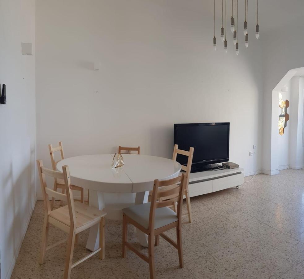 Shantell Boutique Apartments Netanja Buitenkant foto